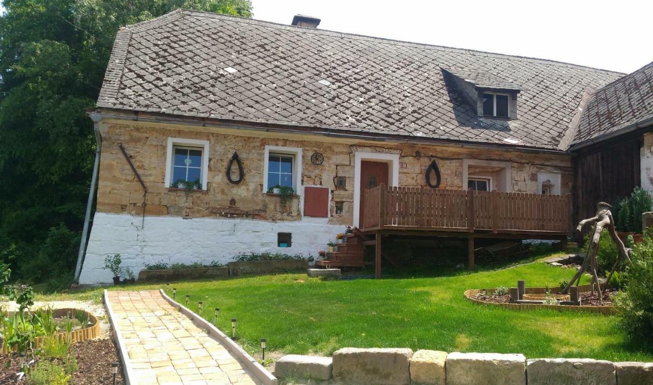 Villa Kamenny Dum Bezdedice-Machuv Kraj Exterior foto