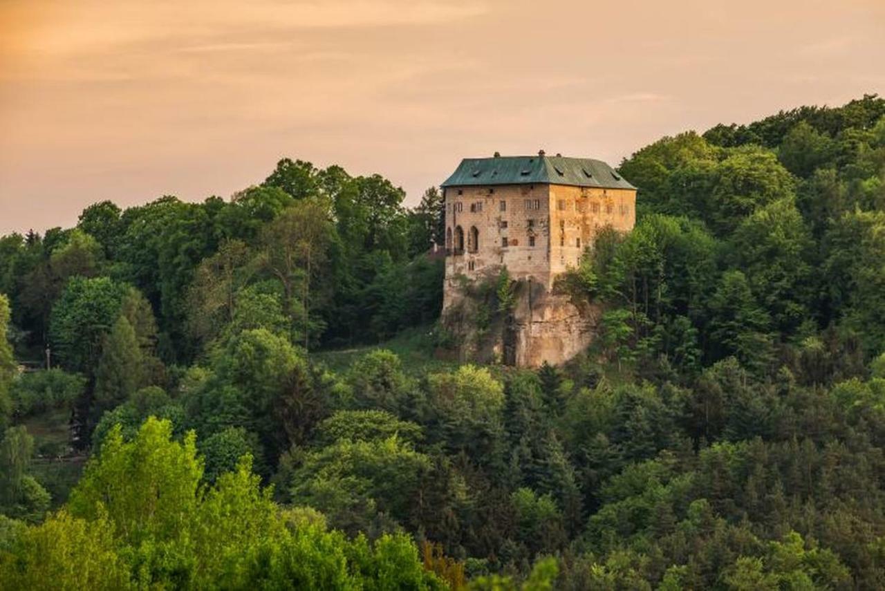 Villa Kamenny Dum Bezdedice-Machuv Kraj Exterior foto